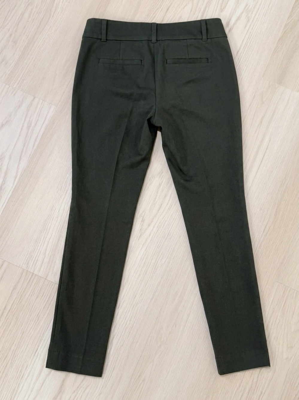 LOFT Olive Green Skinny Pants - Picture 3 of 4